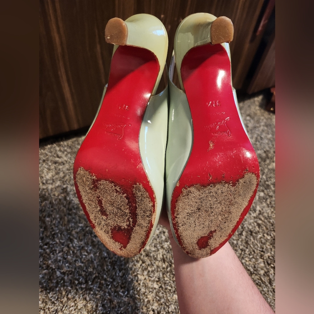 Christian Louboutin Mint Green Slingback Heels - Picture 2 of 6